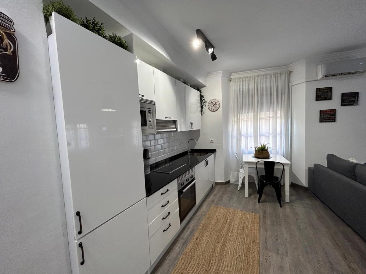 Elegante Apartamento Centro Historico De Малага Экстерьер фото